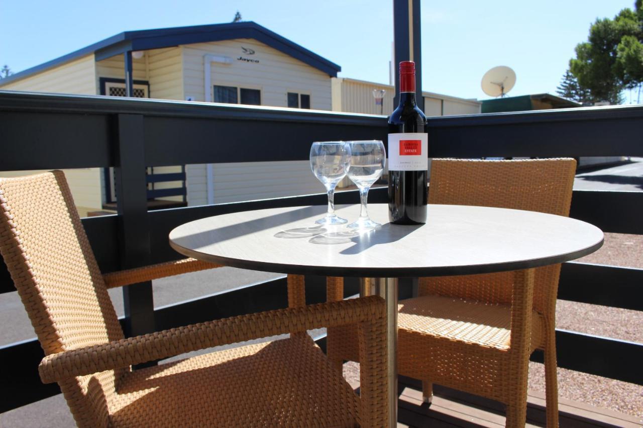 Ceduna Foreshore Caravan Park Екстер'єр фото